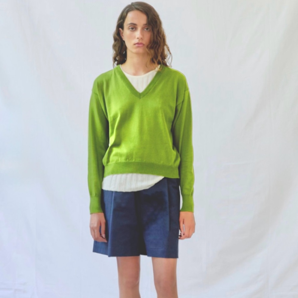 V-Neck Cropped Cashmere Sweater Lime Green women’s M